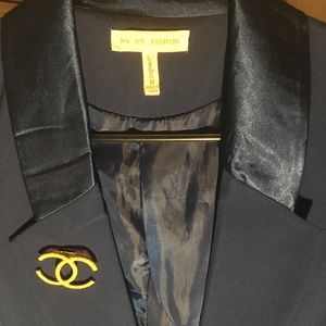 Navy blue suit jacket size med silky lapel